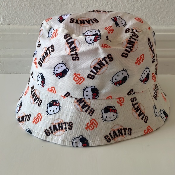 Hello Kitty Accessories San Francisco Giants Hello Kitty Bucket Hat